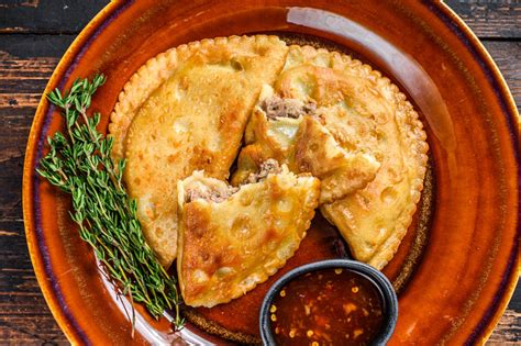 18-best-spanish-empanada-recipes-the-mediterranean-fork image
