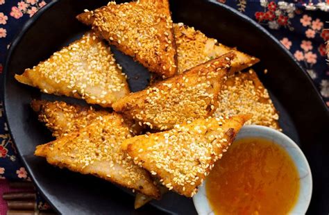 sesame-prawn-toast-chinese-recipes-goodto image