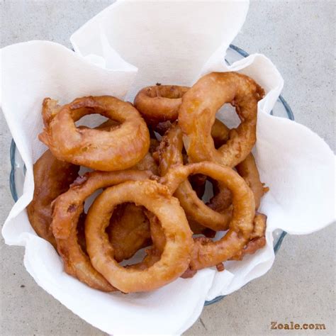 black-and-tan-beer-battered-onion-rings-zoale image