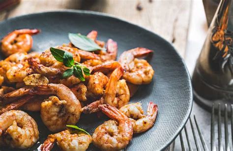sauted-shrimp-recipe-healthy-easy-seafood-meal image