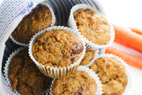 easy-healthy-carrot-muffins-recipe-with-no-sugar image