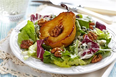 pear-and-green-salad-with-maple-vinaigrette-keelings image
