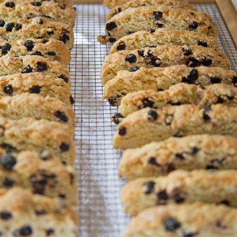 best-lemon-blueberry-biscotti-recipe-how-to image