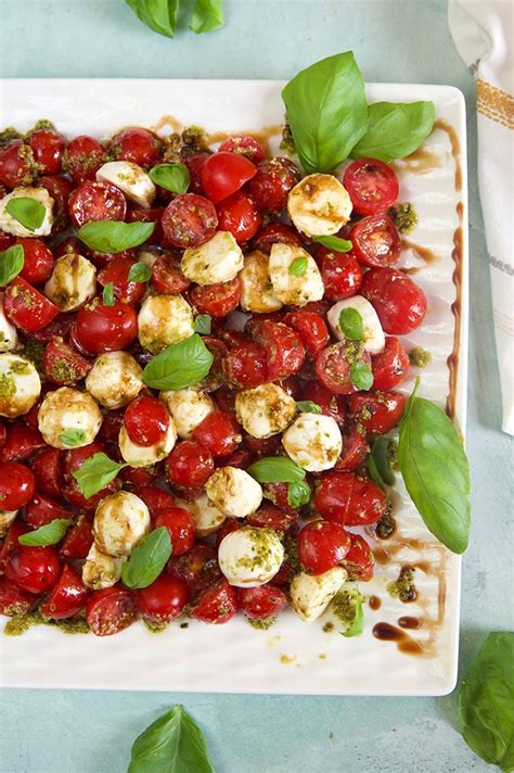 tomato-mozzarella-caprese-salad-the-suburban-soapbox image