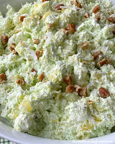 pistachio-salad-or-watergate-salad-the image