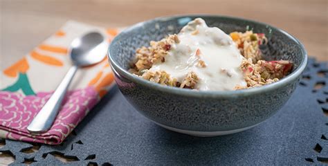 bircher-muesli-recipe-nz-healthy-breakfast-ideas image