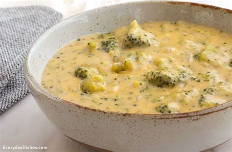broccoli-cheese-soup-soup-er-easy-1-hour image