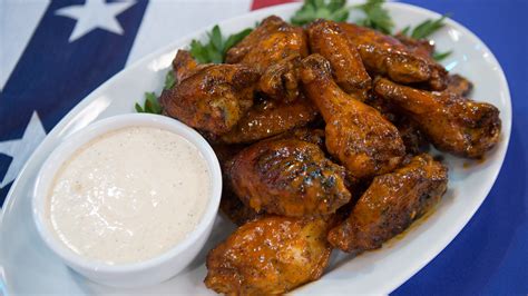 hatch-vinegar-chicken-wings-with-alabama-barbecue image