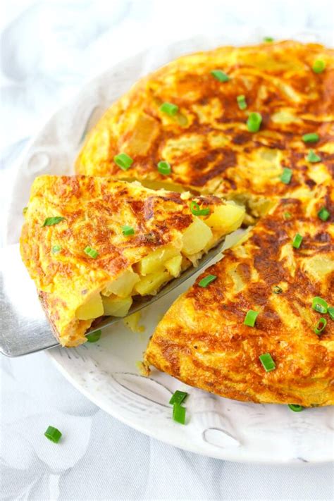 spanish-omelette-tortilla-espaola-that-spicy-chick image