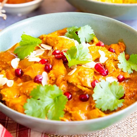 leftover-chicken-curry-recipe-fuss-free-flavours image