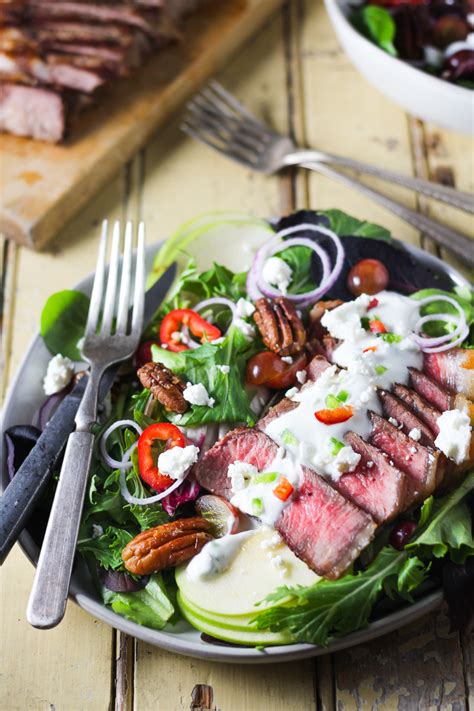 steak-salad-with-spicy-goat-cheese-dressing-modern image
