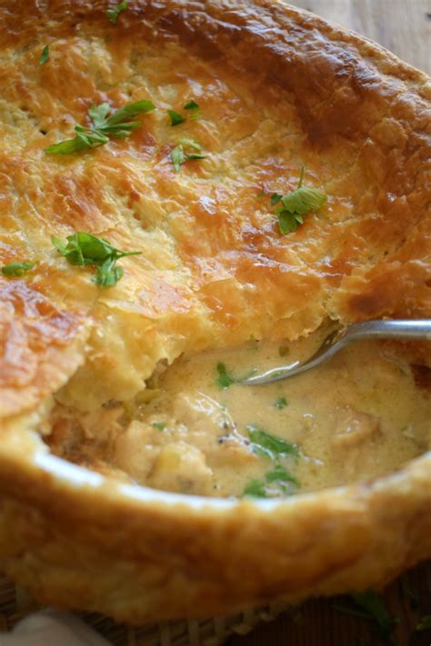 creamy-chicken-leek-pie-julias-cuisine image