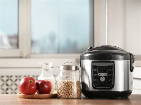 can-you-cook-oatmeal-in-a-rice-cooker image