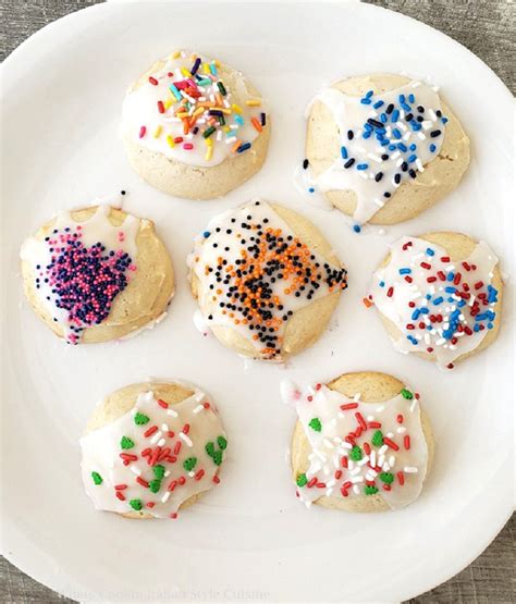 old-fashioned-buttermilk-soft-cookies-whats-cookin image