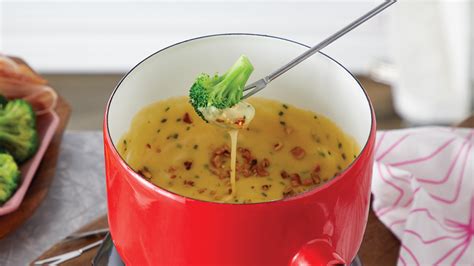 garlic-herb-cheese-fondue-with-beer-sobeys-inc image