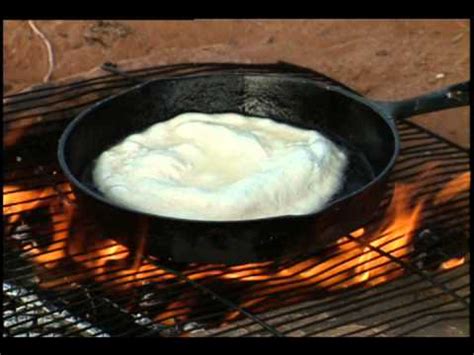 cooking-fry-bread-navajo-traditions-monument-valley image