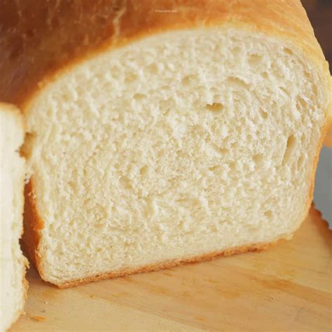 the-softest-fluffiest-homemade-white-bread-you-can image