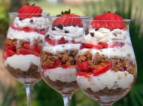 ten-unusual-parfait-recipes-that-make-any-after image