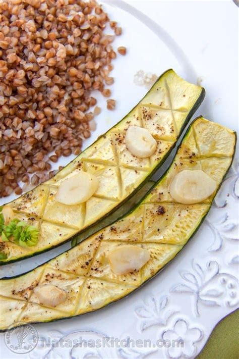 best-baked-zucchini-with-garlic-and-lemon image