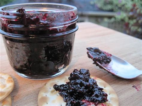 stupendously-simple-wild-blackberry-jam-garden image