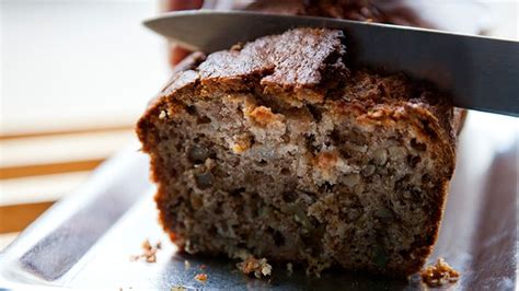 12-healthy-twists-on-the-classic-banana-bread image
