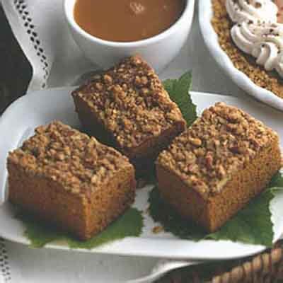 pumpkin-gingerbread-streusel-cake-recipe-land image