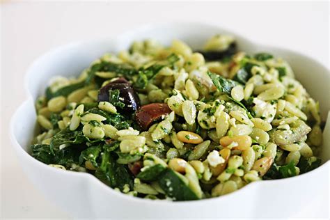 spinach-and-orzo-salad-recipe-simply image