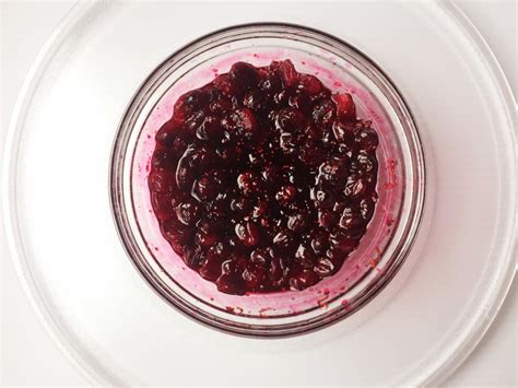how-to-make-cranberry-sauce-in-the-microwave-food image