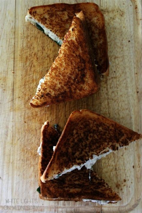 ricotta-spinach-grilled-cheese-white-lights-on image