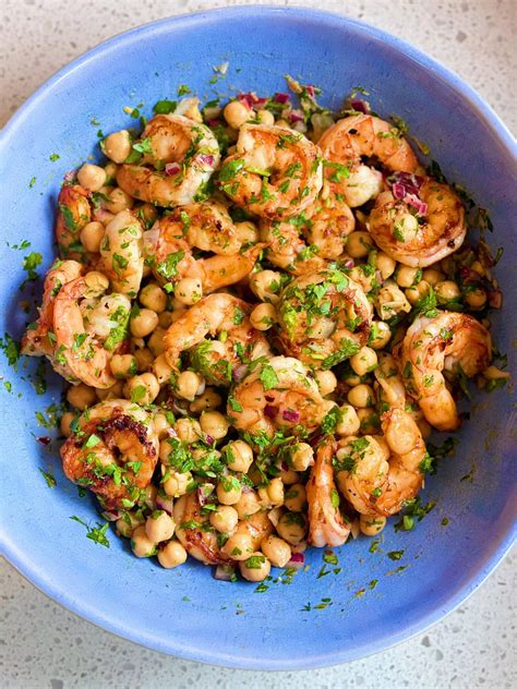spicy-shrimp-and-chickpea-salad-chouquette-kitchen image