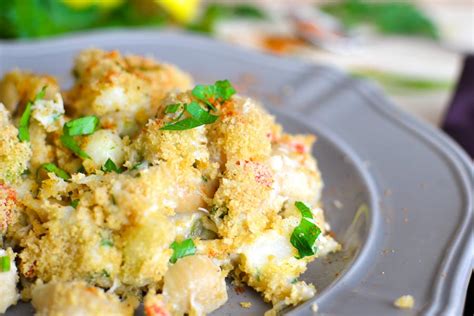 healthy-crab-cake-mac-cheese-the-foodie-and image