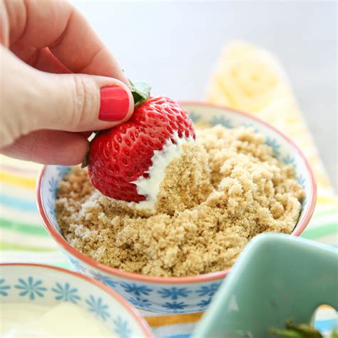 strawberries-with-sour-cream-and-brown-sugar-our image