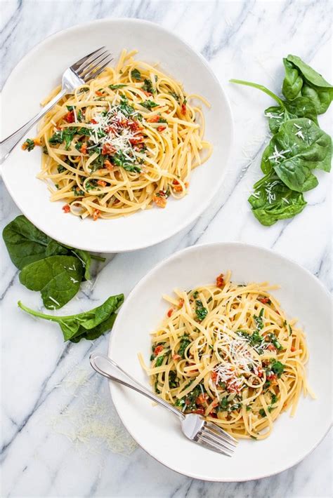 spinach-sun-dried-tomato-pasta-recipe-good-life-eats image