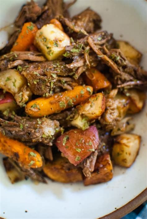pot-roast-for-two-sweetpea-lifestyle image