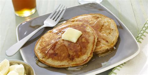 robinhood-cinnamon-swirl-pancakes image