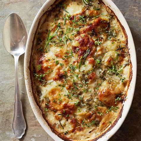 15-scalloped-potato-recipes-youll-be-asked-to-bring image