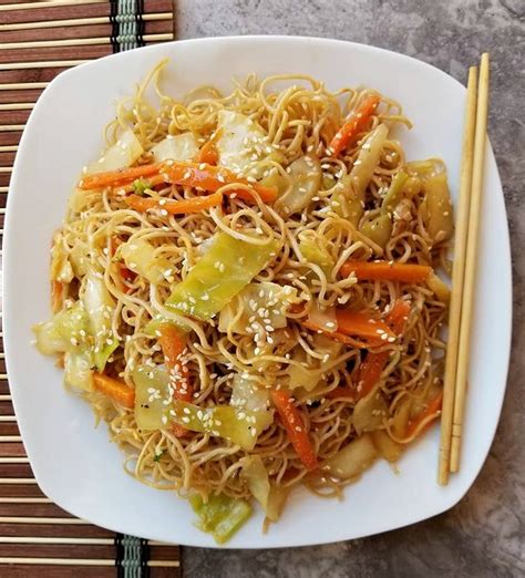 simple-chow-mein-recipe-canadian-cooking image