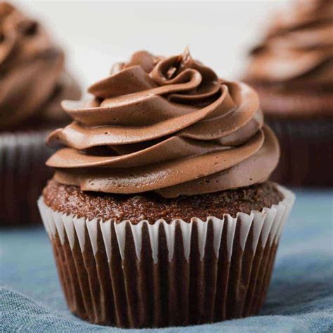 chocolate-swiss-meringue-buttercream-baked-by-an image