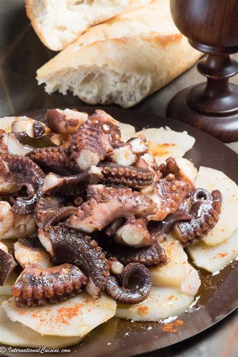 spanish-octopus-with-potatoes-international-cuisine image