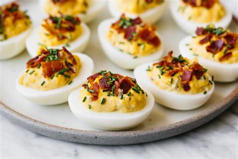 how-to-make-deviled-eggs-with-bacon-downshiftology image