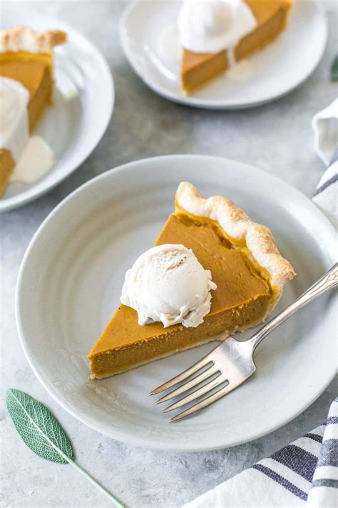 the-best-dairy-free-pumpkin-pie-simply-whisked image