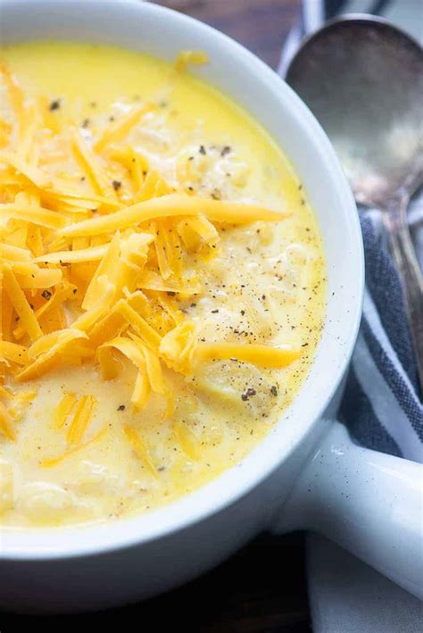 roasted-cauliflower-soup-that-low-carb-life image