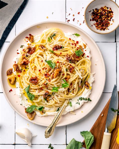 walnut-lemon-ricotta-pasta-recipe-vegetarian-ventures image