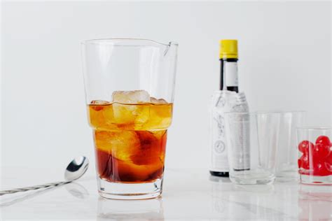 classic-whiskey-manhattan-recipe-with-variations-the image