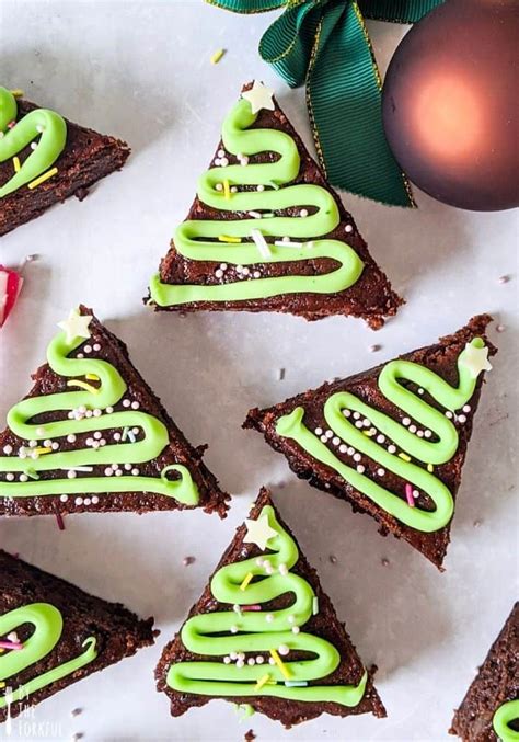 vegan-christmas-tree-brownies-so-easy-by-the-forkful image