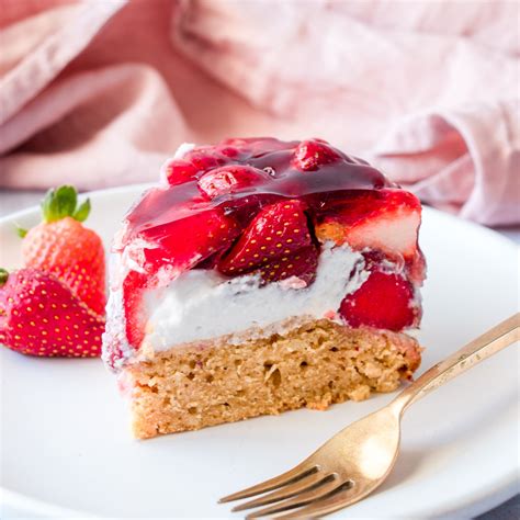strawberry-jelly-cream-cake-the-tasty-k image
