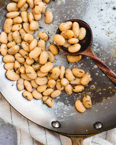 easy-white-beans-a-couple-cooks image