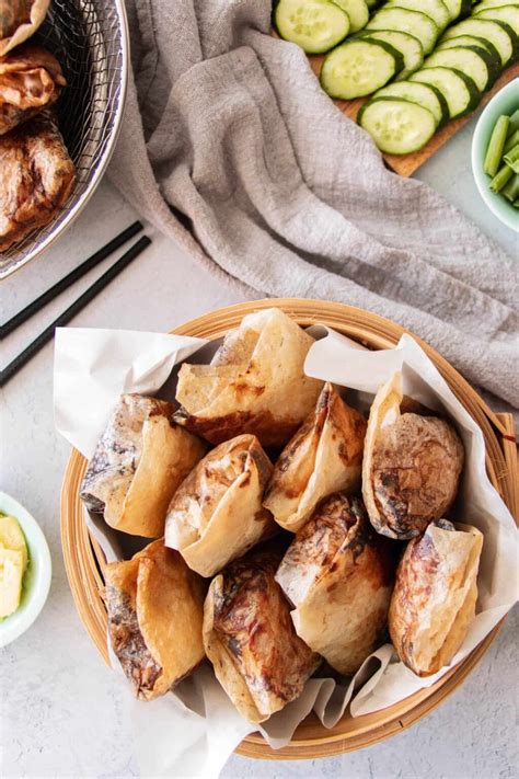 chinese-paper-wrapped-chicken-foodelicacy image