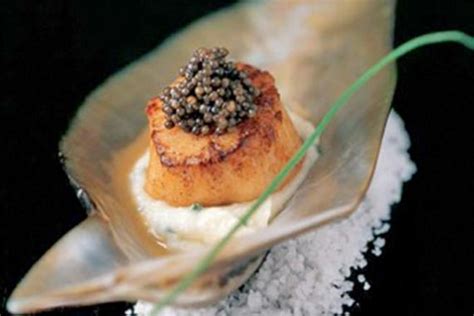 seared-scallops-with-osetra-caviar-and-potato-chive image
