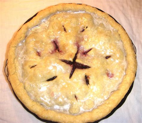 sweet-cherry-pie-ruths-food image